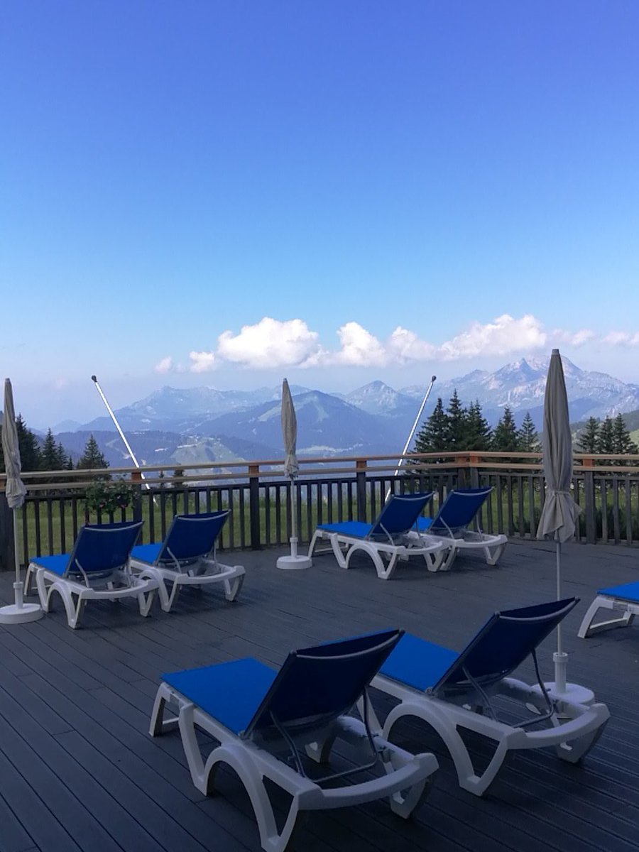 Nous sommes prêt à vous accueillir sur notre terrasse de Pierre et vacances Premium de l'Amara