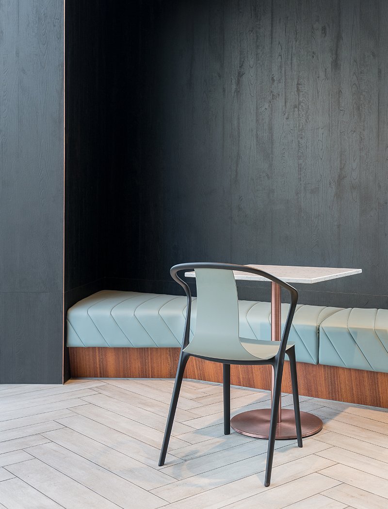 banema's tweet image. Cleaf é um painel decorativo de superfície melamínica termoestruturada que surge da fusão de conceitos e inspirações comuns às áreas da arquitetura, do design e do têxtil. ⠀⠀
Foto: @margotvoets [ #CleafProject ]⠀