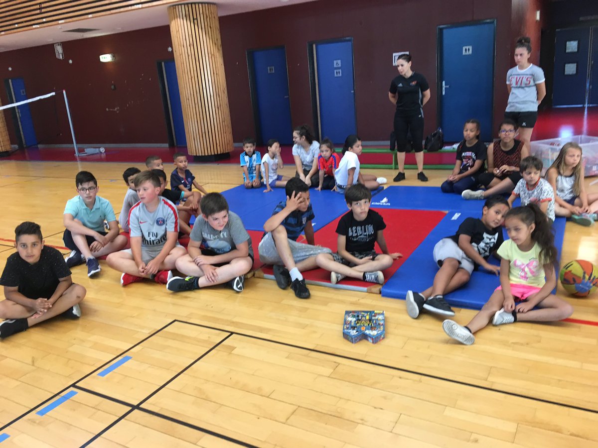 estkd67's tweet photo. CENTRE DE LOISIRS: Début de la semaine au centre de loisirs multisport ESTKD. Au programme aujourd'hui, sports collectifs et sortir cinéma. Encore quelques places disponibles pour la semaine prochaine 😉 Bonne semaine à tous 💪 #estkd #centredeloisirs #vacances #strasbourg #sport https://t.co/8nWS6u4LE1