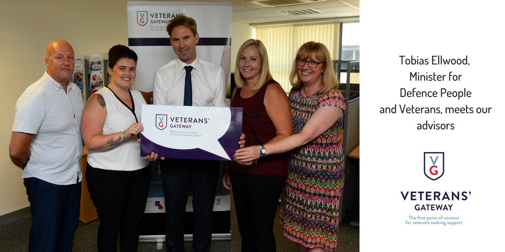 CombatStress's tweet photo. “We’re veterans ourselves, we banter and speak the same language. They can trust us to put them in touch with the right support.”
Tobias Ellwood met @VeteransGateway advisors on Friday. They’re encouraging the #exserving who need help to contact them.
https://t.co/iFA9kYEaFb https://t.co/CII876NggY