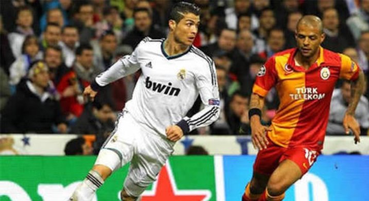 Galatasaray Çıtayı Nirvana'ya Çıkardı !
Galatasaray Hazırlık Maçında Real Madrid İle Karşılaştı ! Maç Sonucu 2-1 Real Üstünlüğü İle Bitsede Galatasarayın Ne Kadar Büyük Takım Olduğu Belli Oldu ! (18.08.2015)