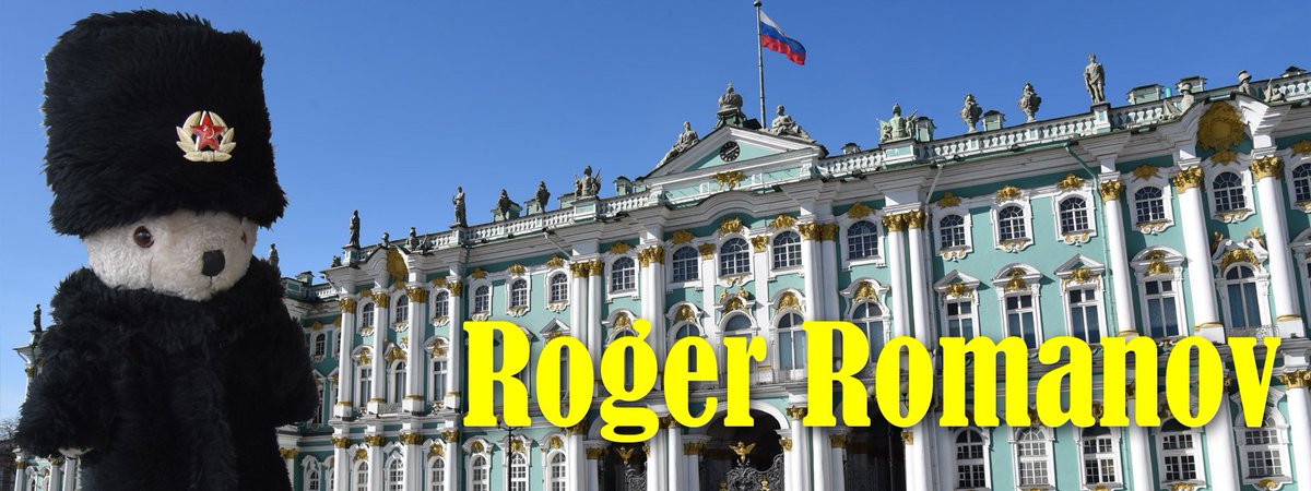 #Russia! #Travelling #Bears and #RogerRomanov conquering #Moscow and #StPetersburg. Check out our story travellingbears.dk/bears/russia.p…
