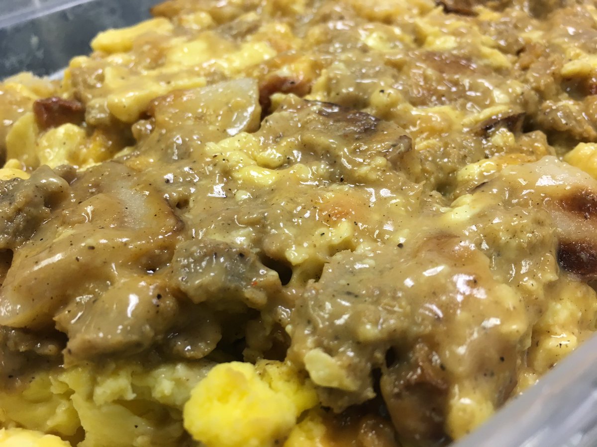 TadOnAir's tweet photo. You expect things to fall apart a little bit when you're on vacation, but this is crazy! @MarkAlewineWSB started eating breakfast at breakfast time! 😳 #eggs #sausage #cheese #taters #dailyalewine #breakfastforbreakfast https://t.co/h7A4kaO36g