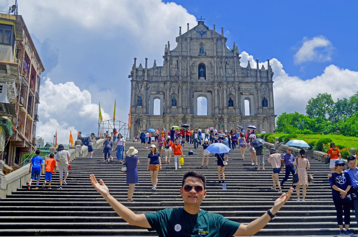 cdscrz's tweet photo. Had the chance to see the historical church in Macau. ⛪ https://t.co/QSwGsMclbd