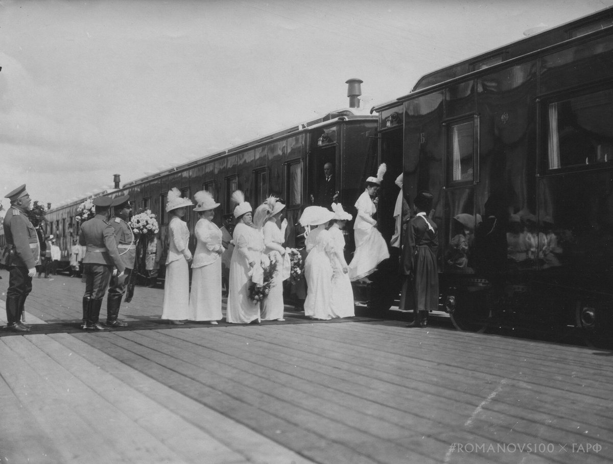 I’ve been told that chances to defend the city against Czechs are slim. Question about what is going to happen to us is standing straight and tall. When and where are they going to evacuate the Royal Family? What about us, the retinue? #Romanovs100