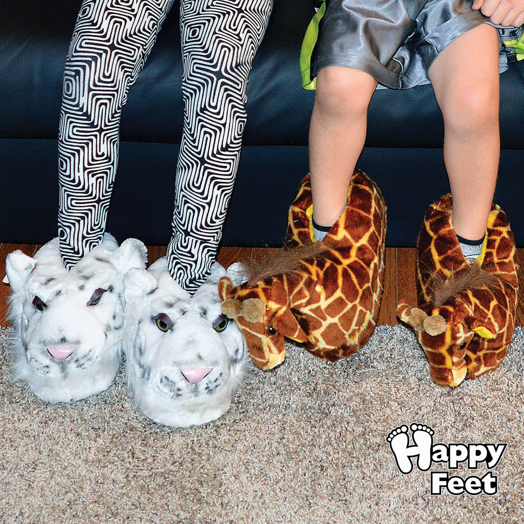 BuyHappyFeet's tweet photo. Sometimes the most unlikely of friends become the best! 🦒 🐅 https://t.co/2D6hubENRE
#happyfeetslippers #animalslippers #whitetiger #giraffe #plushslippers #bestslippers #tigerslippers #giraffeslippers #slippers #bestslippersever https://t.co/G9fCZxn4Zu
