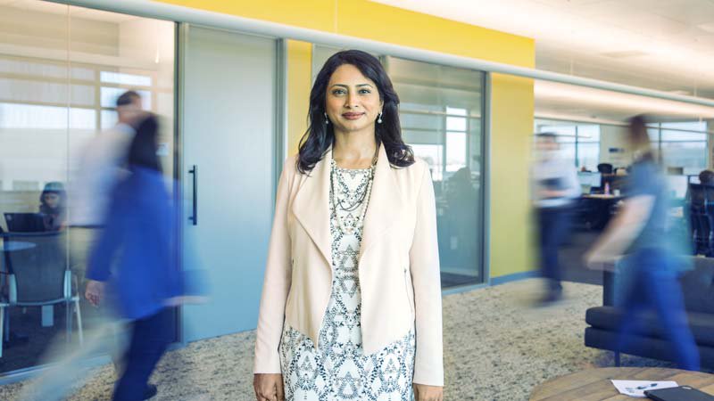 Extremeint's tweet image. Why you need a new team meeting experience. oal.lu/7QX97