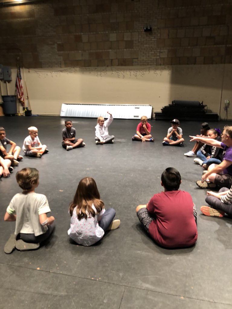 Katy Lee tweet media