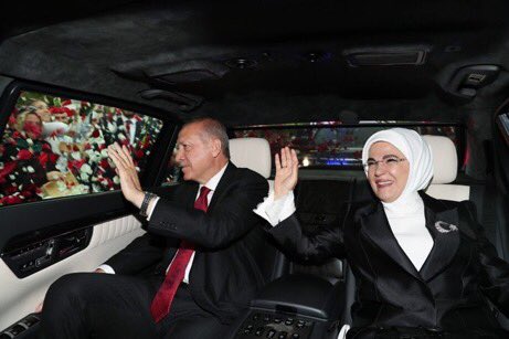 Yeni yönetim sisteminin ilk Cumhurbaşkanı Sn. Recep Tayyip Erdoğan, TBMM Genel Kurulunda yemin ederek görevine başladı.

Vatanımıza, milletimize, mazlum coğrafyalara hayırlı olsun.

#NewEraWithErdoğan