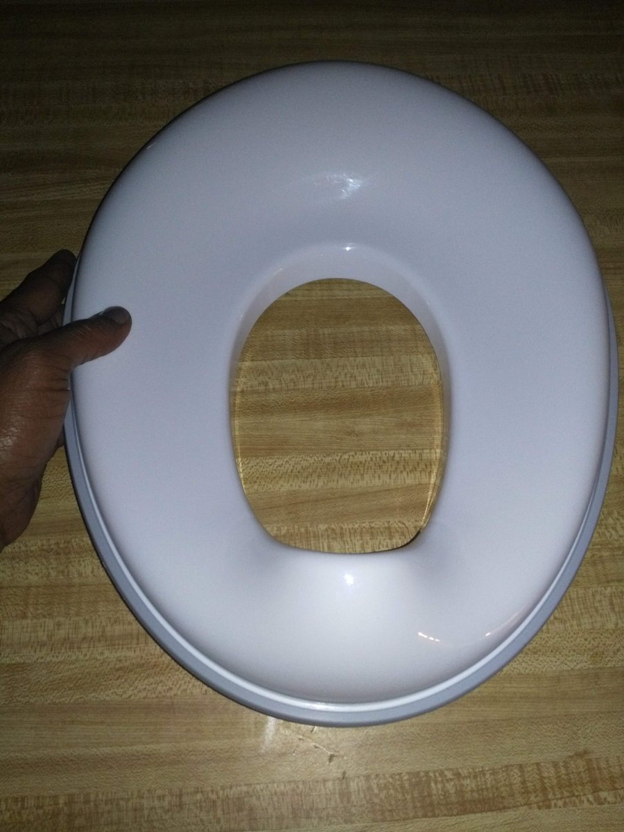 heavencent31's tweet photo. Oxlay Potty Training Seat. Fits snugly without any slipping or movement. Sturdy & well made. High splash guard which is great for my son. Has hook for easy storage in bathroom. Very nice potty training seat! https://t.co/dDwRh2tB6F #Review #Oxlay https://t.co/tjJP8MzT5m