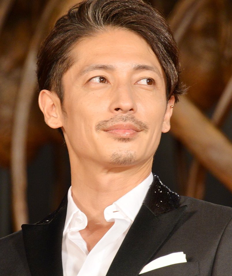 巾着袋 ヒゲあり玉木宏は尊い 眼鏡も 軟骨ピアスも 白髪も クラクラするほど尊い 玉木宏