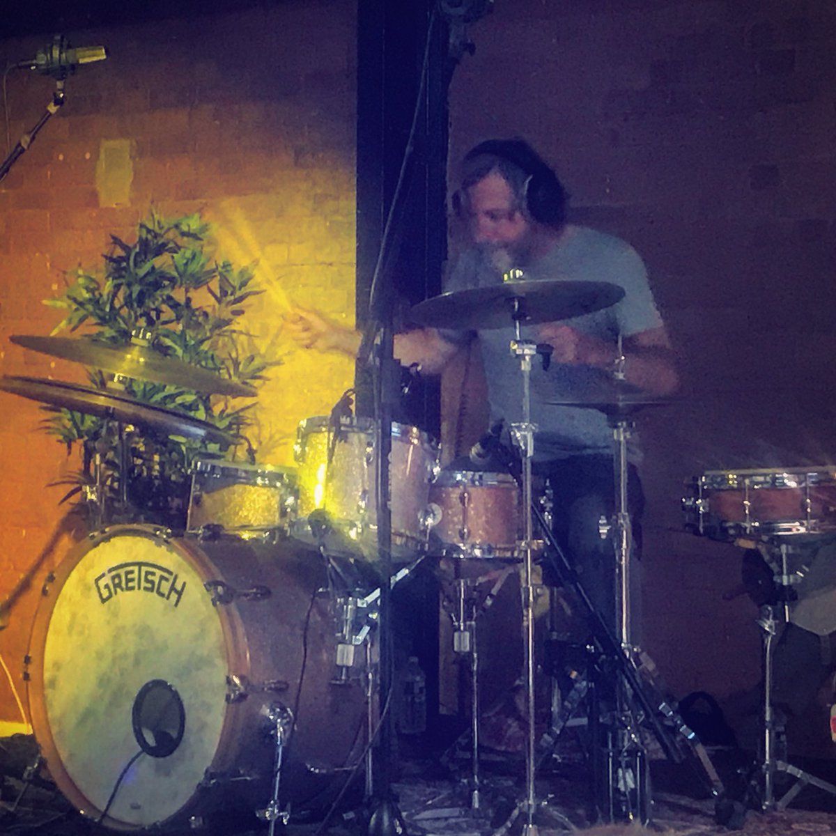laura_drumquest's tweet photo. Awesome @mikedolbearcom @ashsoan clinic last night @bellperc #inspirational ! π₯πΆπβ‘οΈππΌ#drumquest https://t.co/vXoZZtEWdj