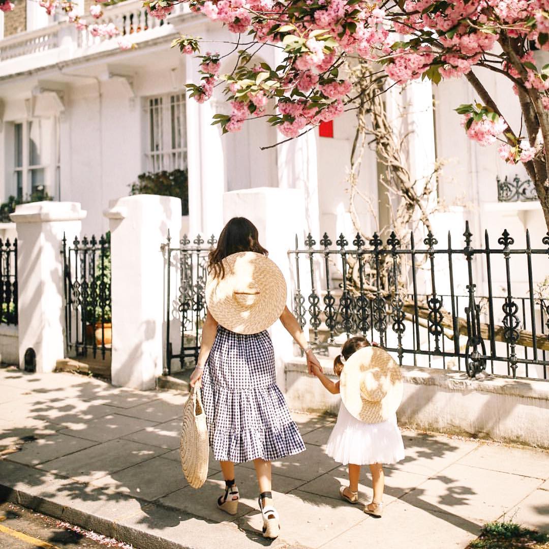 Sometimes summer in #London could be so lyrical...
Photo credit: @equilondon
#TheDiplomatHotel
