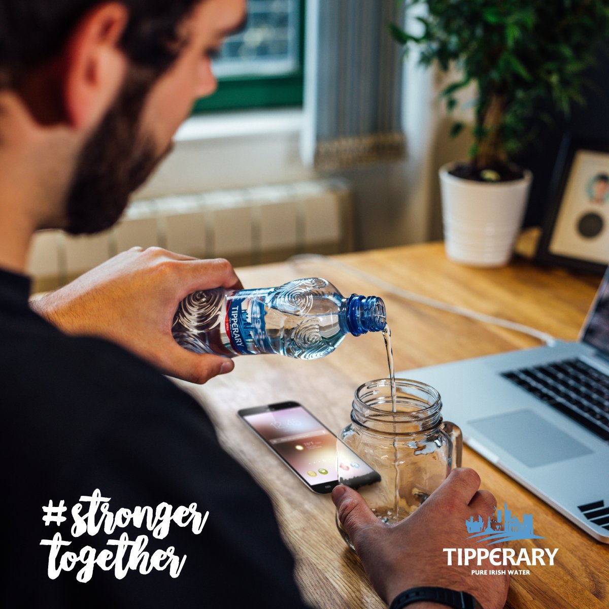 TipperaryWater's tweet photo. Kickstart your week and stay hydrated! 3 tips from us on how to help you drink more water at work:
1️⃣ Always have water with your food 🍽️
2️⃣ Keep a reusable bottle on your desk 💦
3️⃣ Get a water app to remind you to drink throughout the day🔔
#StrongerTogether https://t.co/6ksdjX2pPz