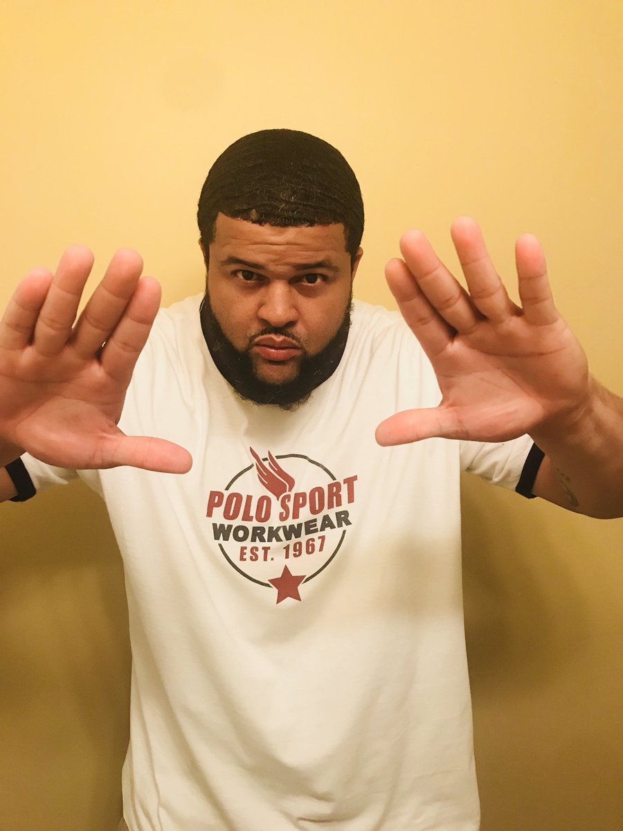 SouthpawShallah's tweet image. I’m out here working to achieve my goals to travel and see it all! #lohead #polo #ralphlauren #fashion #style #fashionmodel #beard #bearded #beardgang #vintagepolo #traveler #worldwide #polopornstar #goals #trendsetter #lolife #Godspeed #handsome #king #pornstar