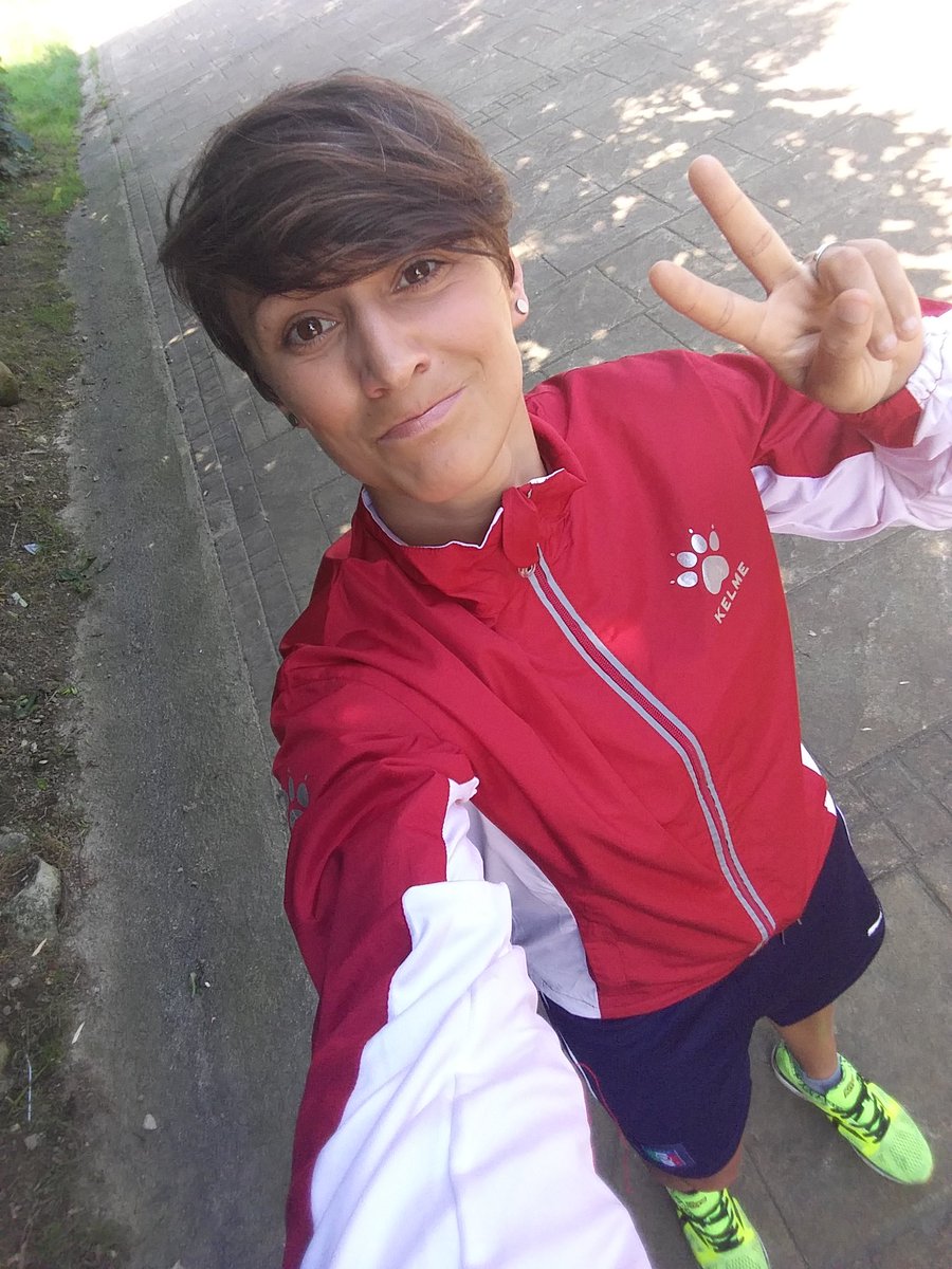 volcomtato's tweet photo. Unos kms y mucha actitud para empezar el lunes y la semana💪🏽🐾🔜 Buenos días mund🌍
#5°diasuperado #prepretemporada #correynopienses #kms #runingtime #kelme #actitud #disciplina #constancia https://t.co/xqk2Jdc7bA