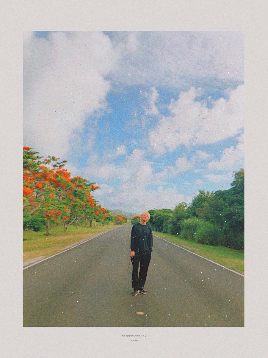 BTSorbit's tweet photo. 🌴 @BTS_twt https://t.co/epzssj2daU