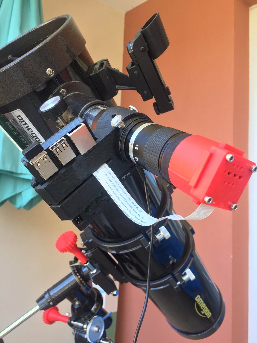 nico69400's tweet image. Essai de ma nouvelle #picam avec #RpiCamControl. Objectif Lune. 
On est pas mal là.