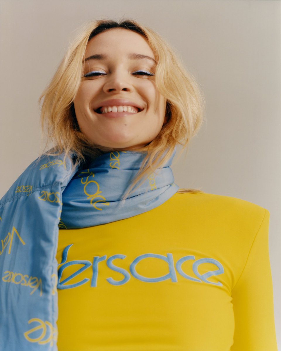 Savwhite's tweet photo. @LoloZouai for @LOfficielUSA by @jensingvarsson &amp; I 💛💙 https://t.co/MQ7km43OhC