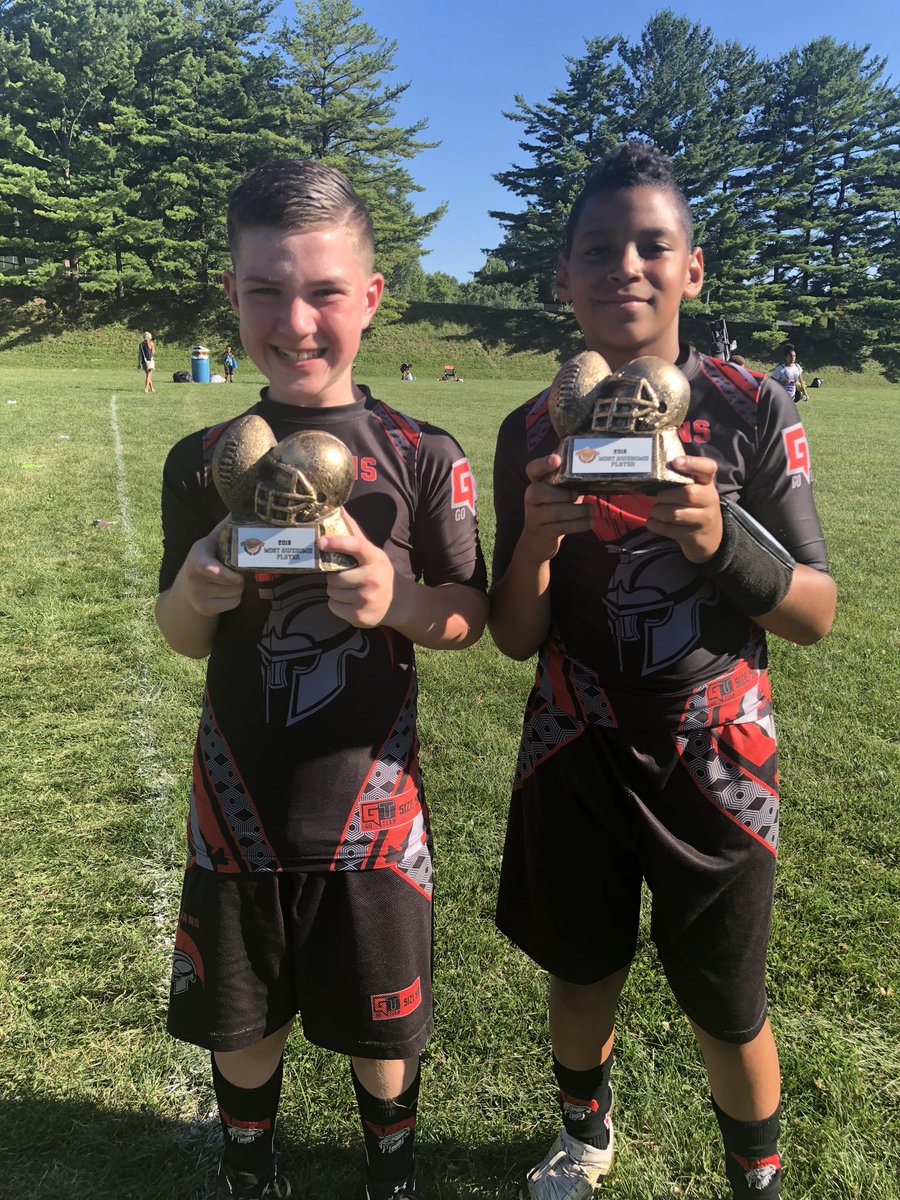 Congrats to 10U MVP Caleb Corsa who made the game winning TD catch in Double Sudden Death &amp; 12U QB @Osmany_Guzman who threw for over 10 TDs on the day! 💸🏆🏈 @usafootball <a href="/NFLFLAG/">NFL FLAG</a> #usafootball #Trojans
