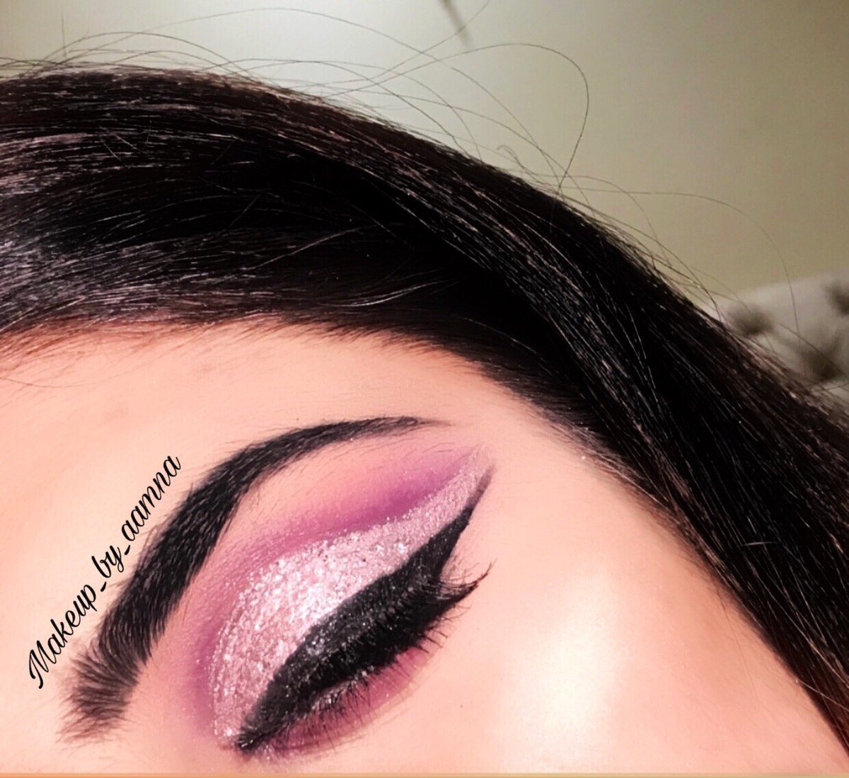 makeup_by_aamna's tweet photo. Be your own kind of beautiful π
-
-
Follow @makeup_by_aamna for more beautiful eye looks posting soon. π₯
#makeupartist #makeupJunkie #makeupismypower #glamour #makeupbyme https://t.co/zgCTVH6KLG
