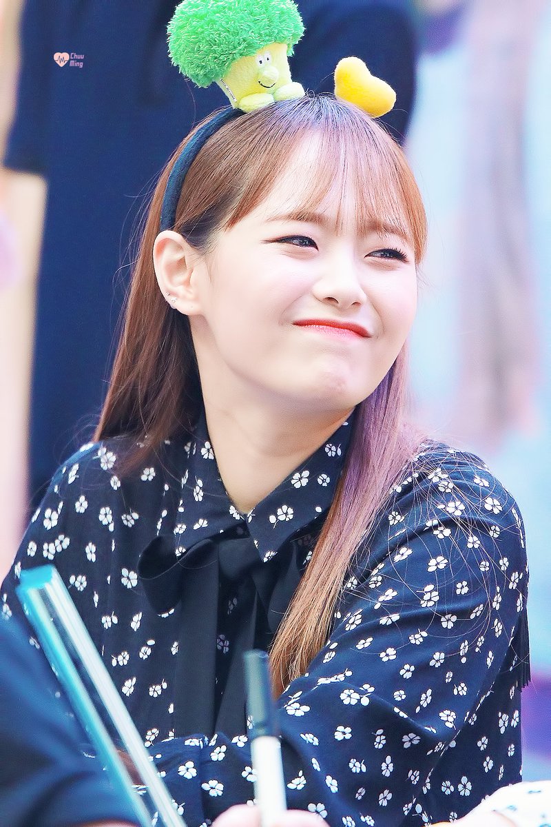S2_Chuu_ming's tweet photo. 180708 

🐧

#이달의소녀 #LOONA #츄 #Chuu #김지우 https://t.co/NmbzYBpszf
