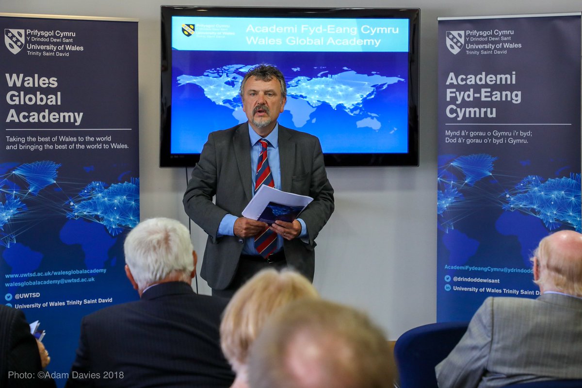 drindoddewisant's tweet photo. Bore hyfryd yn lansio #AcademyFydeangCymru yn #Abertawe - yn mynd â’r gorau o Gymru i’r byd a dod â’r gorau o’r byd i Gymru 🌎🏴
Diolch i’n partneriaid am fynychu #partneriaethau #cydweithio https://t.co/VnXyV8EU1h
