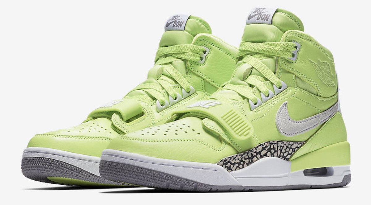 Air Jordan 312 Legacy “Ghost Green”
Release Date: July 14, 2018
Price: $160
http:/ bit.ly/loveYeezy