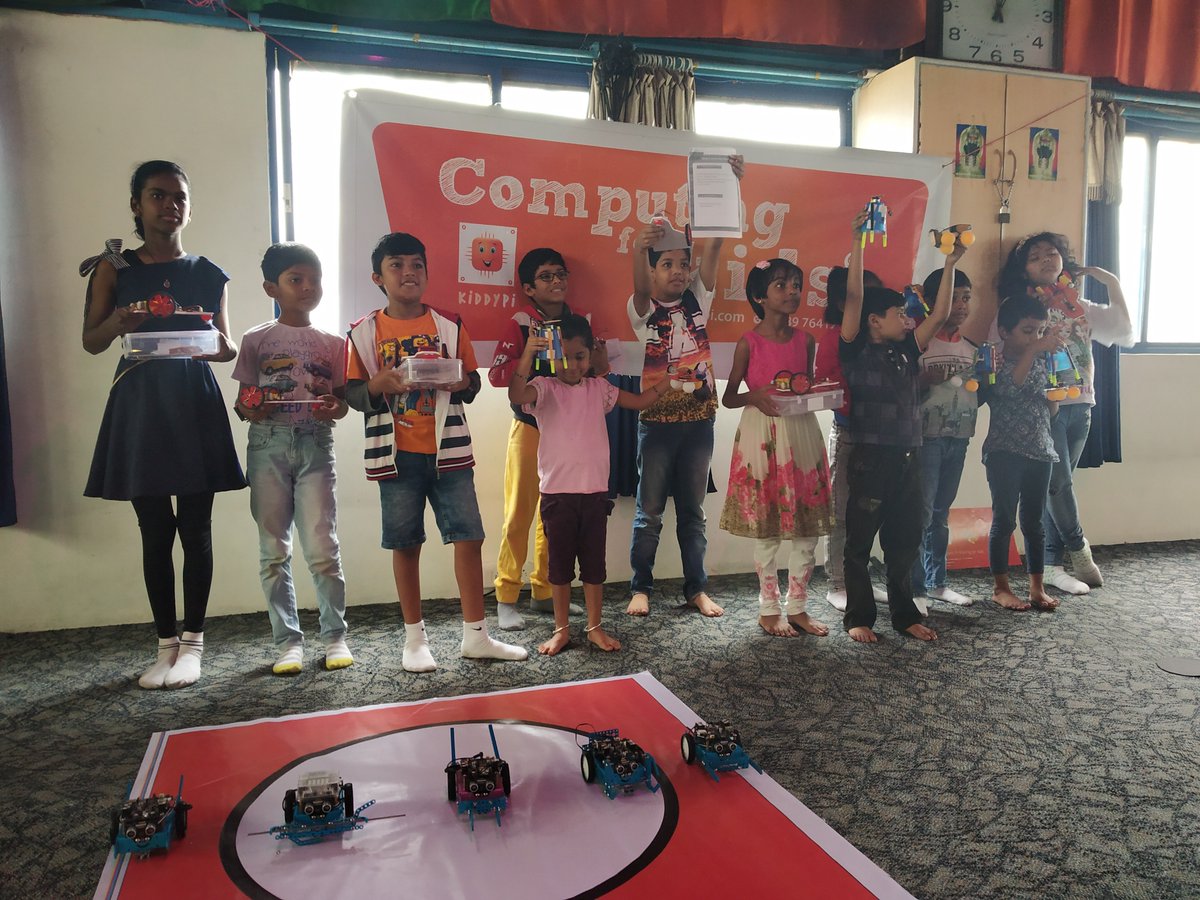 ParentEdge's tweet photo. #ParentEdge 'Discover Robotics' Workshop by KiddyPi Club was a Grand Success! 
#Robotics #Activity #Learning #Science #Technology #Engineering #Mathematics #BuildRobots https://t.co/iZ0gKSHMDb