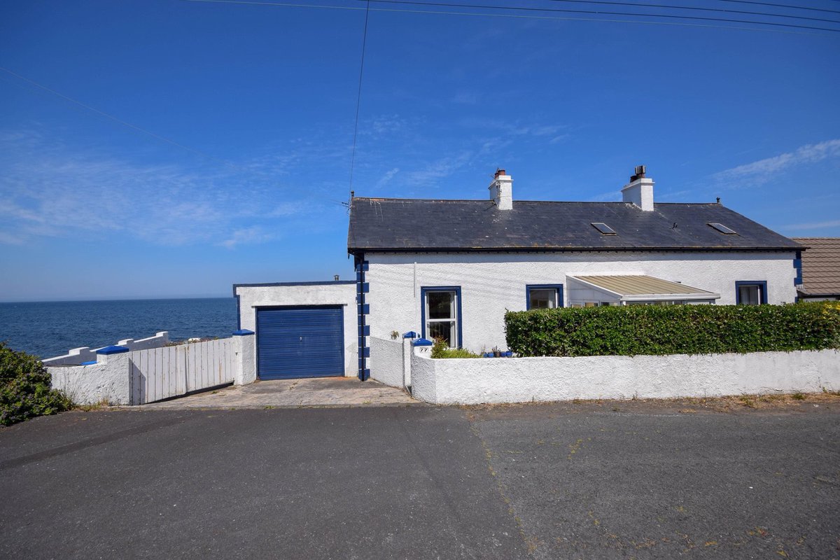 Onlineagentni's tweet photo. Walk out your back door and into the Irish Sea... https://t.co/K0bVLSyCsj https://t.co/NLx8sEkjrI
