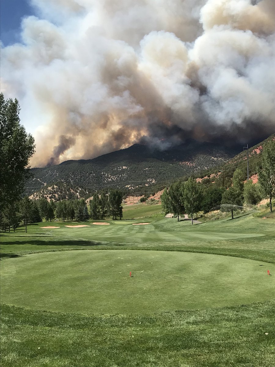 TZevotek's tweet image. It was a little touch and go last week. Things have calmed down a bit, the first responders and #hotshot crews have done a great job getting things under control. #LakeChristineFire