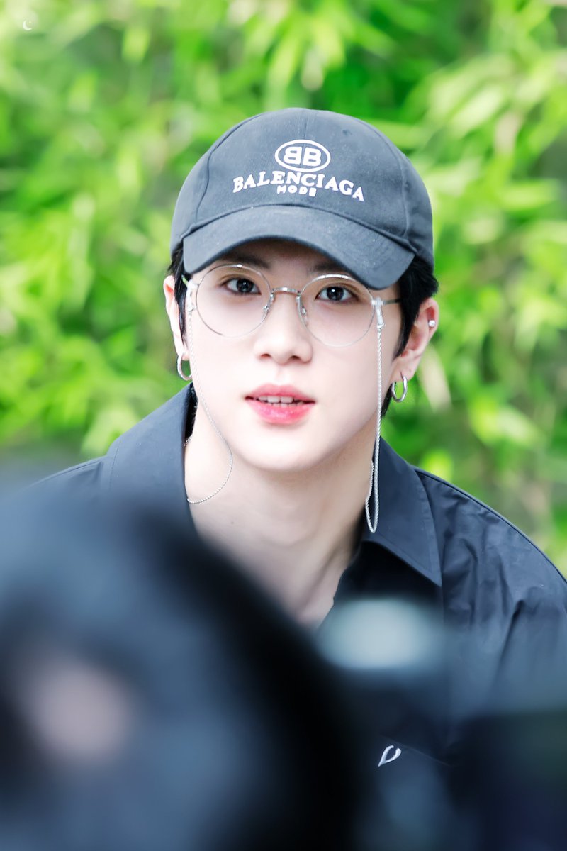 Moondreamers__'s tweet photo. 180608 사전투표 
#김동한 #동한 
핀 나가서 안 올릴랬는데 토끼눈 된 거 인간적으로 넘 기엽다 https://t.co/n9iuTxBpgb