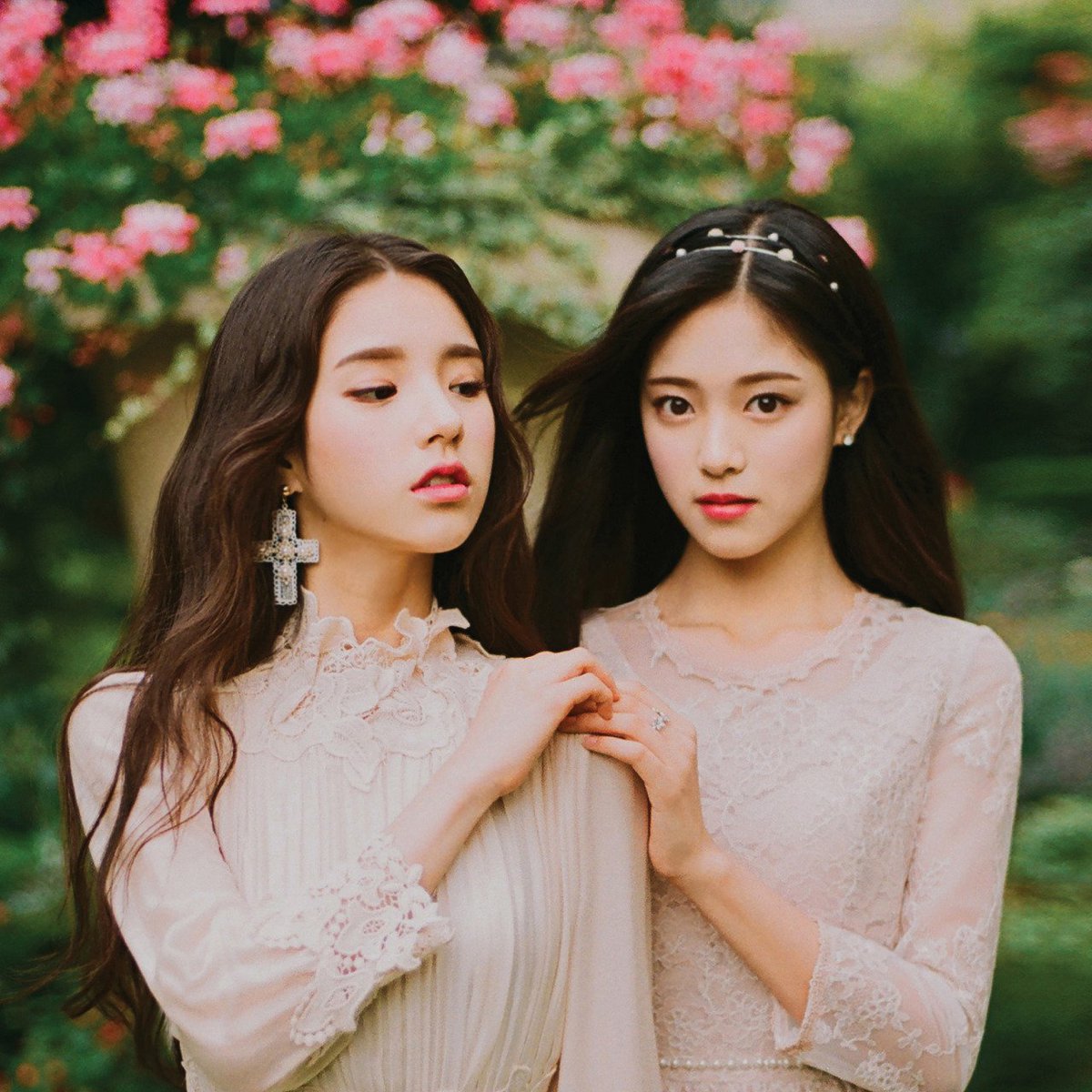 2jinarchive's tweet image. ✎. .⃗ . #희진 #현진 ;;
↝ hyunjin teasers ♡.°୭