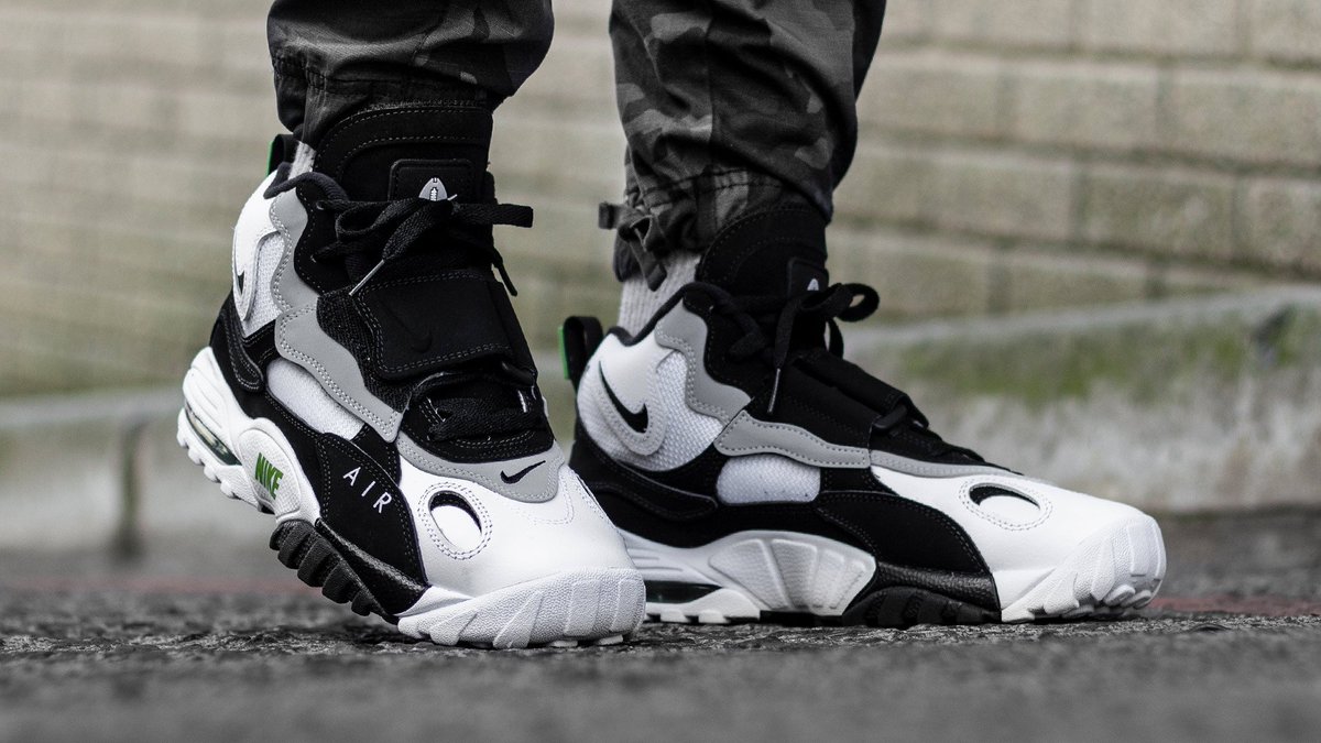 nike air max speed turf chlorophyll