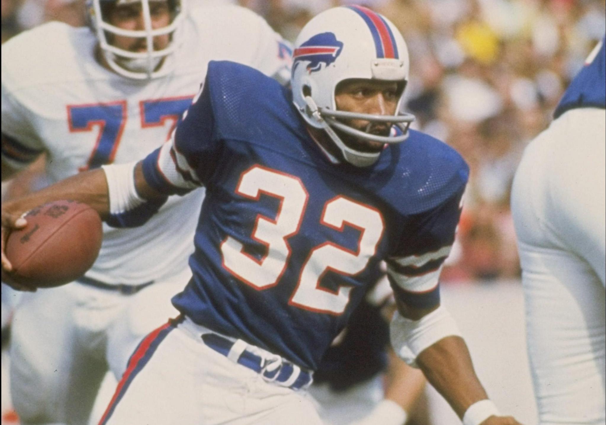 Happy BDay to our lifetime member and Hall of Famer O. J. Simpson! 
