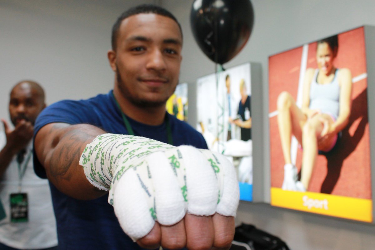 KO Tape (@kotapeuk) on Twitter photo Happy Birthday to <a href="/zelfaflash/">Zelfa Barrett</a> an amazing prospect!! Have a good one pal, but remember to be home for 9pm 😜 #IveGotATEXT Happy Birthday to <a href="/zelfaflash/">Zelfa Barrett</a> an amazing prospect!! Have a good one pal, but remember to be home for 9pm 😜 #IveGotATEXT