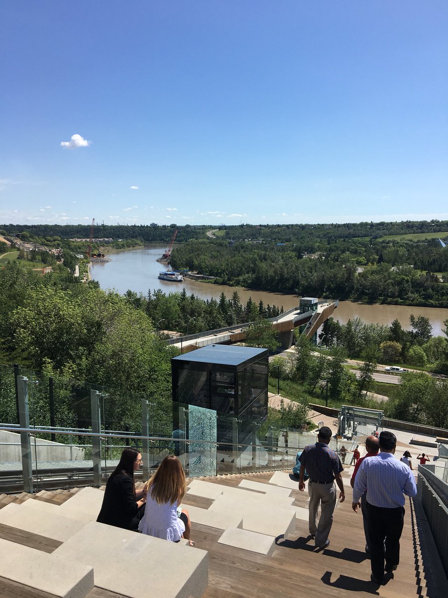 uaxMACT's tweet image. Visited the #yeg funicular today.  What a perfect prairie summer day! #mact2018 #mact2017