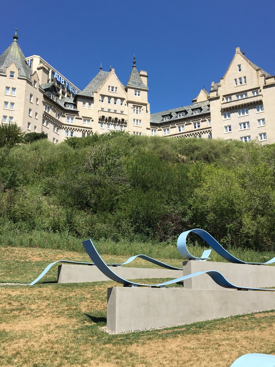 uaxMACT's tweet image. Visited the #yeg funicular today.  What a perfect prairie summer day! #mact2018 #mact2017