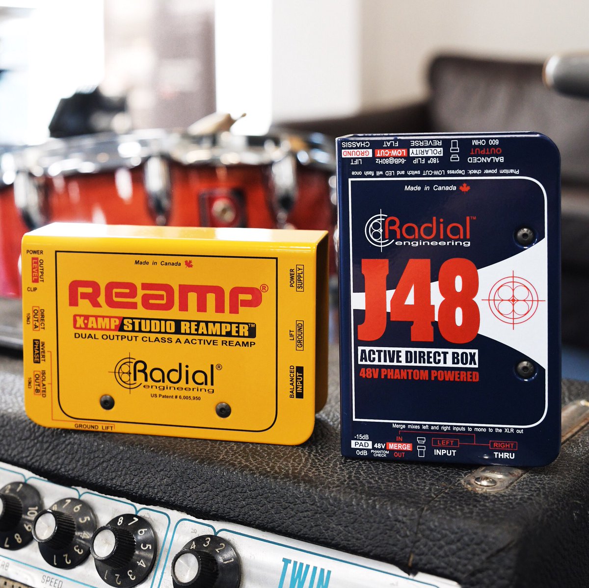 Studiocare's tweet photo. #Radial #Engineering #ReAmp Kit contains a Radial X-Amp re-amping device and a Radial #J48 #ActiveDI Box
Use the J48 DI for recording the track
Use the X-Amp two buffered outputs to Reamp back to your amps
https://t.co/W3cyNQeBUp
#musicians #studios #recordingstudio https://t.co/N5w1MqIate