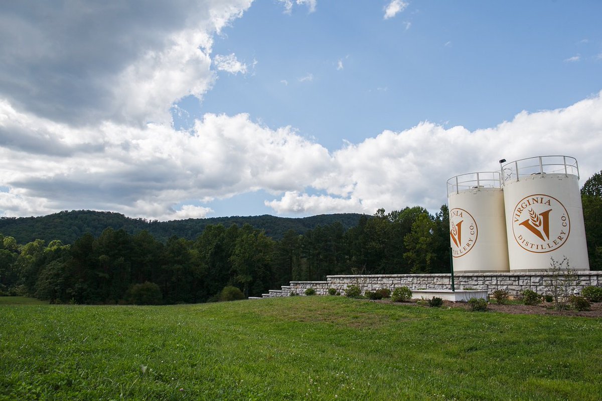 VADistillery's tweet photo. Anyone else feeling HOT this summer? 🙋
Fortunately, Virginia’s hot and humid climate allows for an accelerated aging process for our American Single Malt. 

#heatwave #dogdaysofsummer #virginiaclimate https://t.co/G6h2GZ57f8