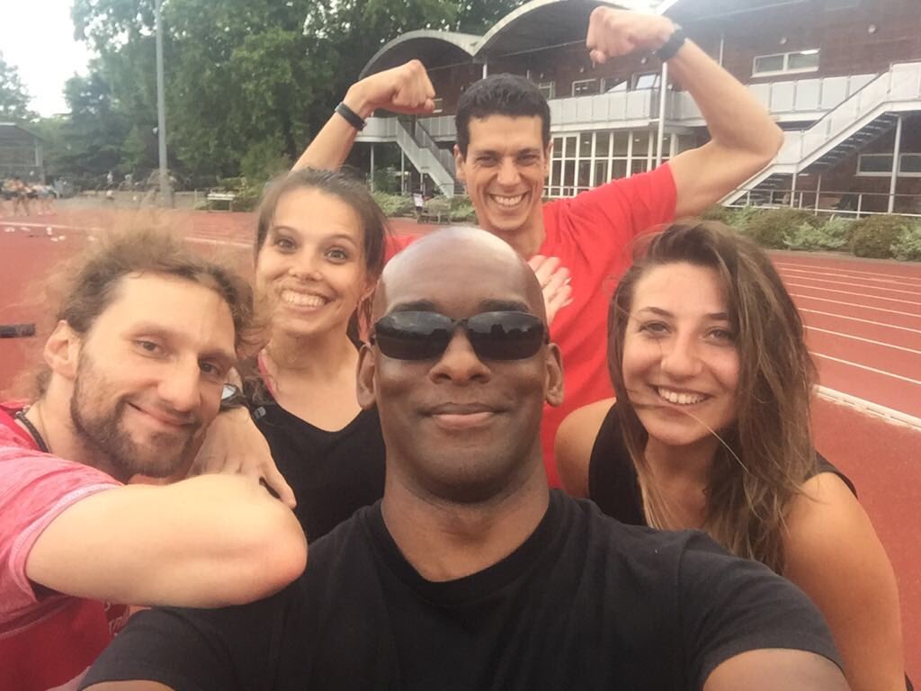 Tri training tonight 💪 some big news coming from the gang very soon! 🏃‍♀️🏃‍♀️ #tritraining #londontri