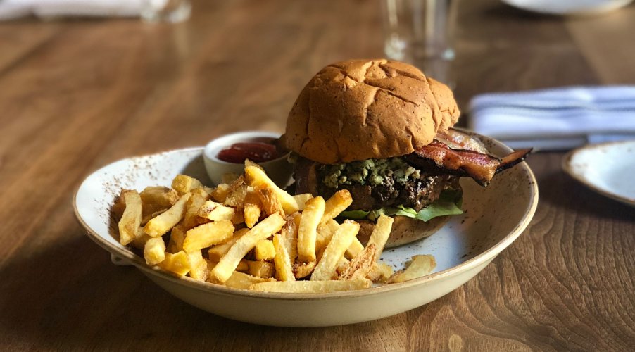 MillersGuild's tweet photo. New items on our Happy Hour menu! Join us to try additions like the Danish Blue Cheese Burger with bacon, butter lettuce and beef fat fries. (Happy Hour: 2-6 pm & 9-11 pm; DAILY). Reserve: https://t.co/CUJJIDWMQM #wehavefire #millersguild #hotelmax #seattlehh https://t.co/654fkz5jtg