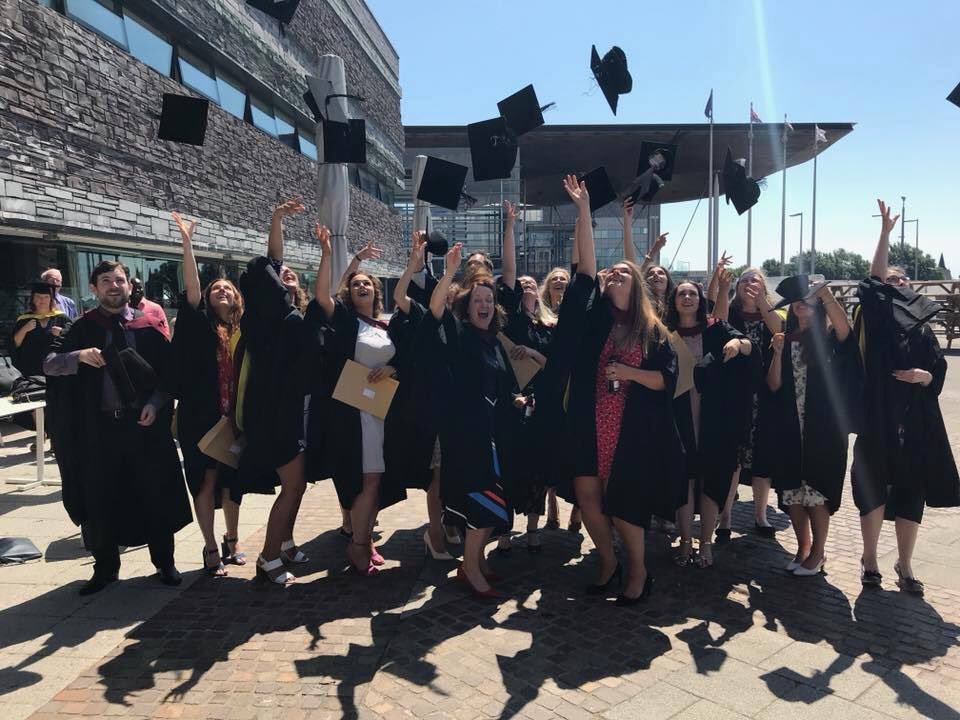 Miss_LBarrett's tweet photo. Diolch yn fawr Caerdydd, you have been an amazing place to live this year! This year has been very challenging with many rewarding moments and could not have done it without some of the people on this cohort! Da iawn bawb we did it #ClassOf2018 👩🏻‍🎓🦉👩🏻‍🏫🥂#CardiffMet https://t.co/9nuHVGrwKw