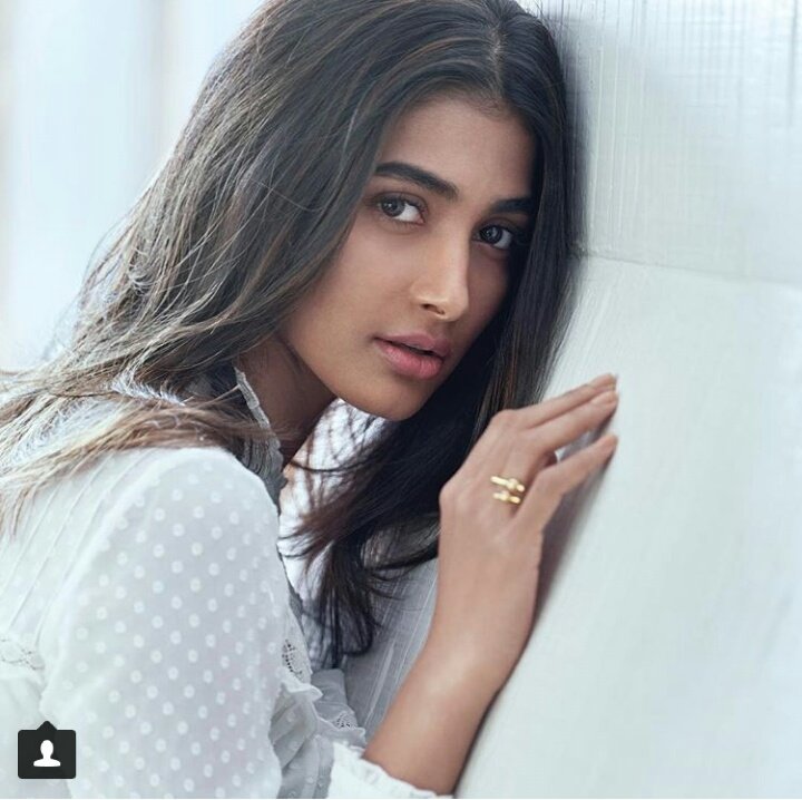 DhrBgAgXUAEIfYl?format=jpg