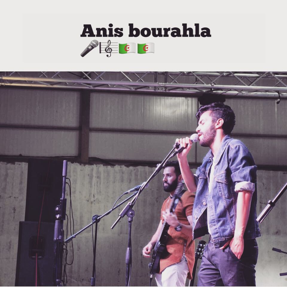 bourahlafanclub's tweet photo. King of the stage 😌
@AnisBourahla1 #anisbourahla #anisbourahlateam #Algeria #ALMOKHTALIF 
#Algerian #Star #singer #artist #music #song #video #clip 🇩🇿 #انيس_بورحلة #اندلسية #المخ_تالف #فنان #فن #جزائري #المخ_تالف #انيس_بورحلة #الاعلام #الصحافة #الفن #الجزاير https://t.co/IflX5wk3dt