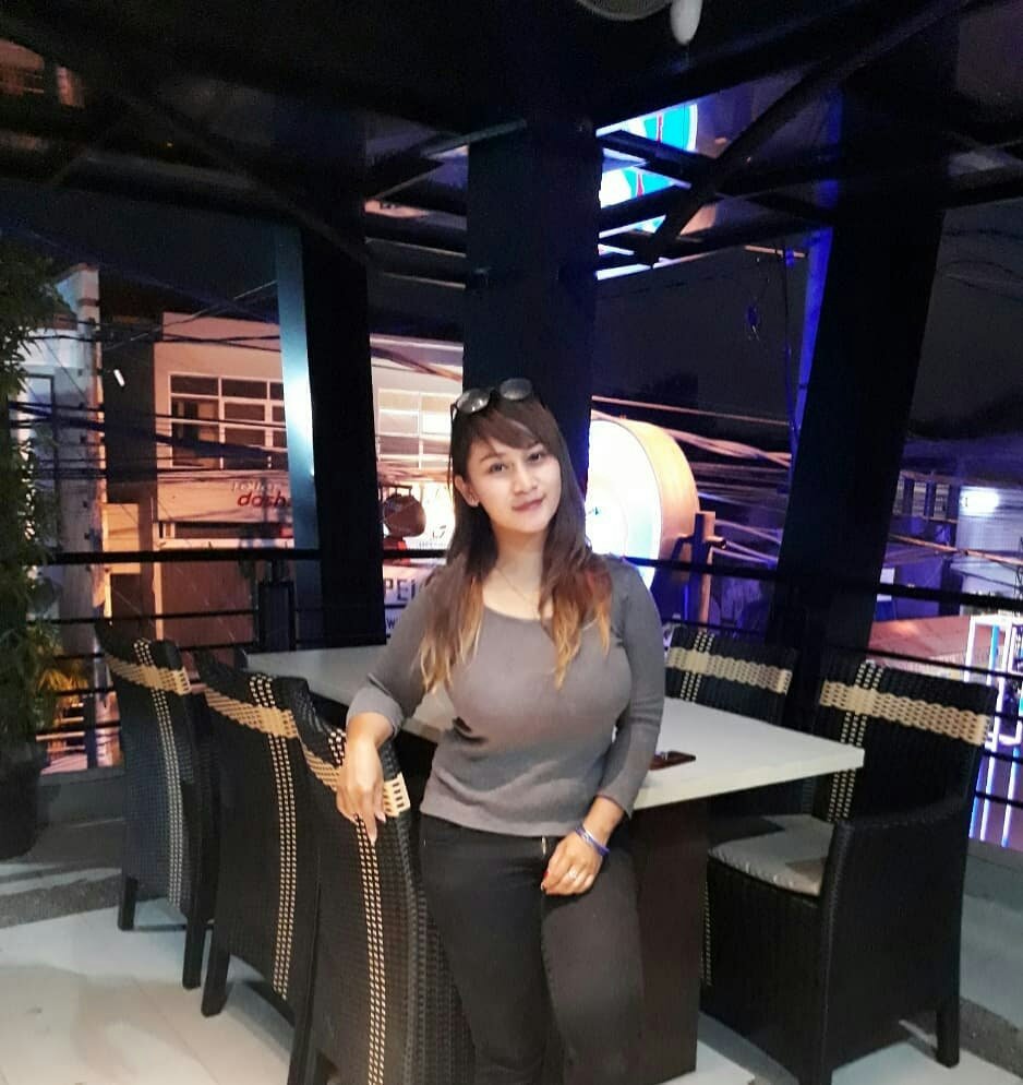 Aldila Melyani on Twitter: "menurut kalian aku gendutan gak sih ? 😆