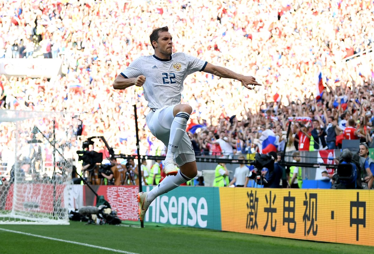 FIFAWorldCupRUS's tweet photo. Спасибо всем за этот незабываемый месяц вместе! Мы начали с того, что #ЧМ2018 для @TeamRussia🇷🇺 – настоящее приключение. Таким оно и получилось. Потрясающие по накалу матчи, невероятный, но заслуженный результат. Мы будем вспоминать этот турнир еще долго!🇷🇺⚽️💪😍 https://t.co/mwaYA5EB4j