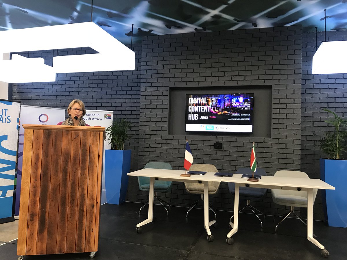 FrenchEmbassyZA's tweet photo. “@AFD_en, by financing the #DigitalContentHub, puts #innovation and creative industries in the heart of its mission in South Africa", says @SteinSochas, AFD Southern Africa Regional Director. https://t.co/HzpWhaL974