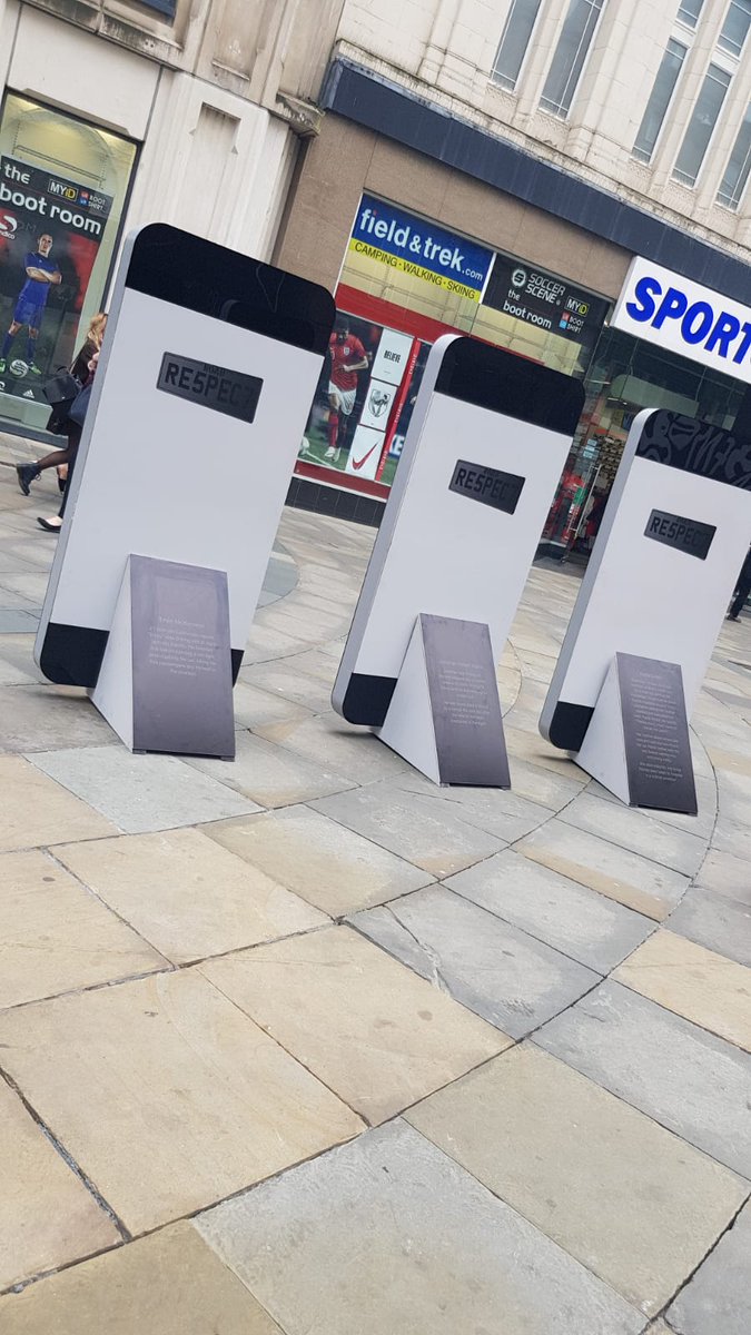 RoadRespect's tweet photo. We recently launched our Last Text Tour, displaying giant iPhones on High Streets around the North East.
Each text features a last text, tweet or other message, sent by a driver, moments before they passed away.
#Sad #Heartbreaking #RoadSafety #LastText #TextDrive #Awareness https://t.co/ohSPXebLS1