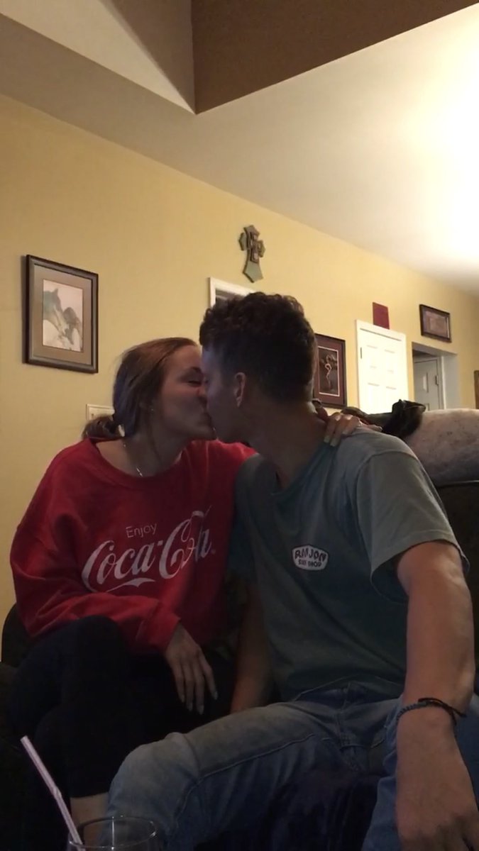 michaelyn5's tweet photo. MY BABY TURNED 20 TODAY! I love you so much Jonah. I HOPE YOU KNOW HOW INCREDIBLY SPECIAL AND IMPORTANT YOU ARE TO THIS WORLD! https://t.co/QW0XcDv80u